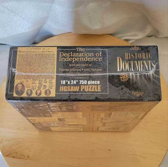 American Documents The Declaration of Independence Jigsaw Puzzle, 750-Piece - Picture 5 of 9